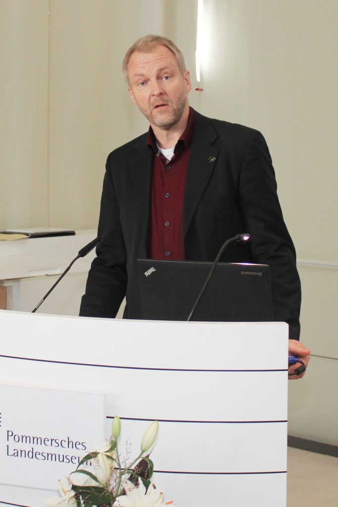 Dr. Nils Jörn